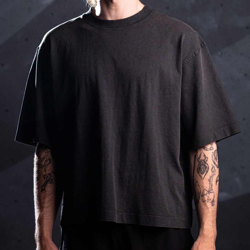 'Orb Weaver' Tee (Washed / Red)