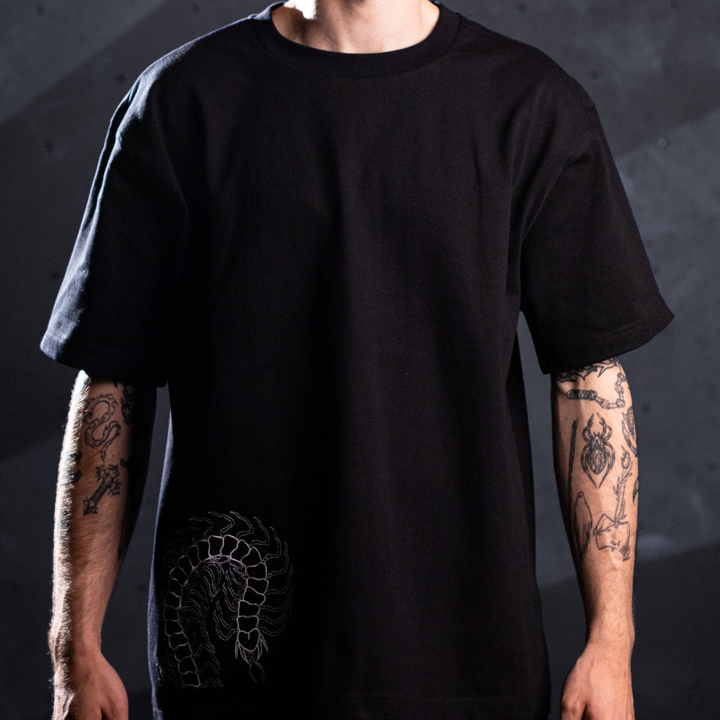 'Skolla' Tee (Black / White)