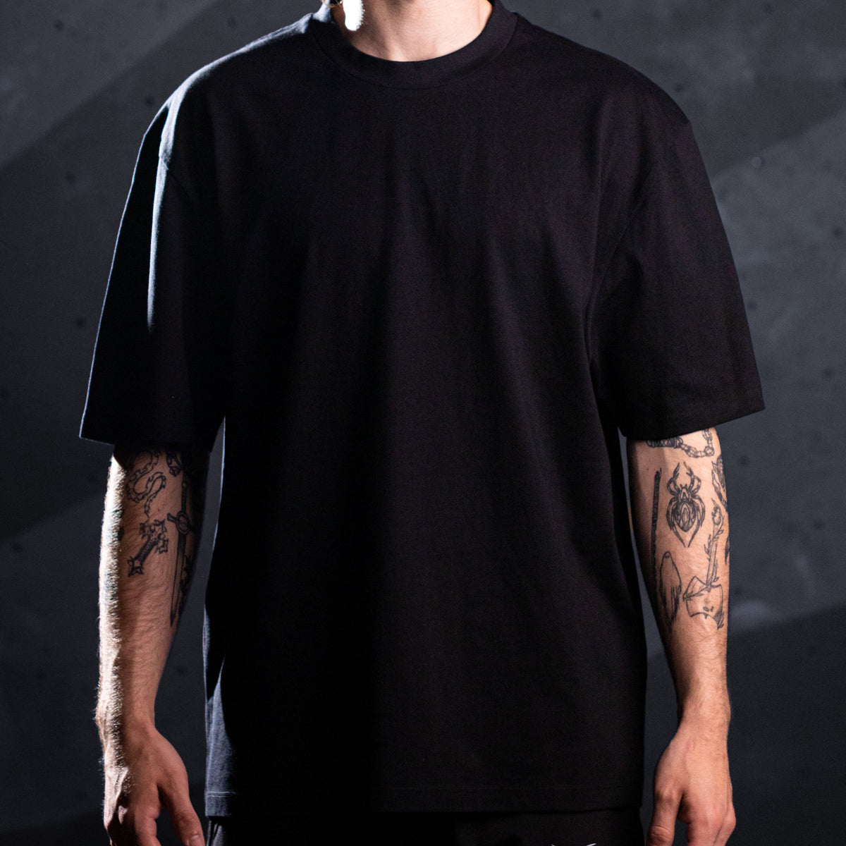 'Quick Draw' Tee (Black / White)