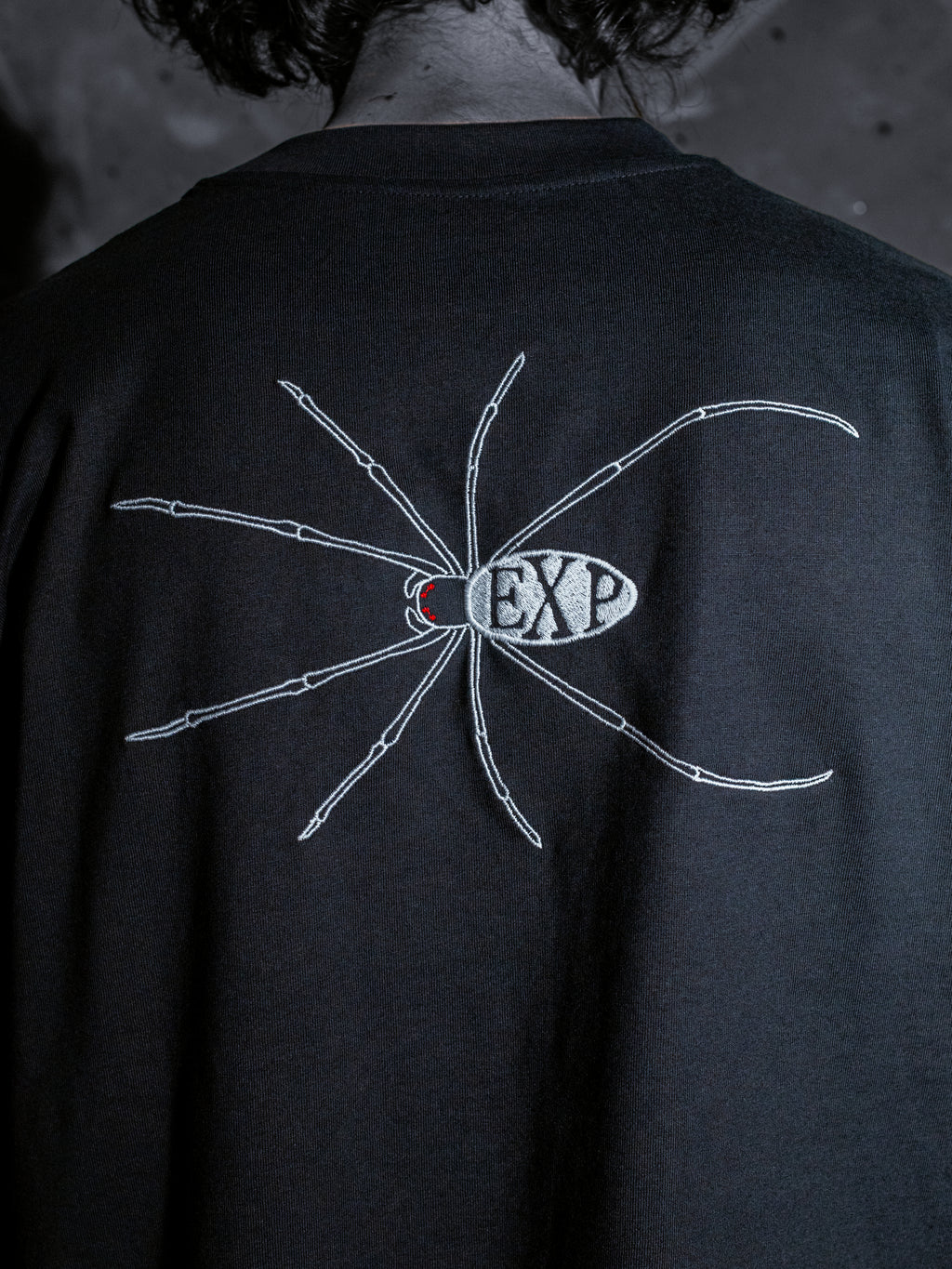 'Orb Weaver' Tee (Black / White)