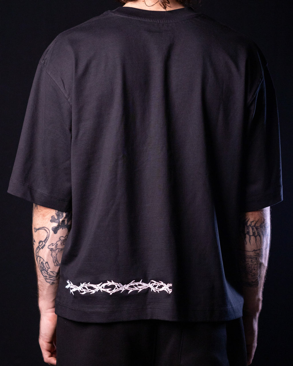 'Thorns' Tee (Black / White)
