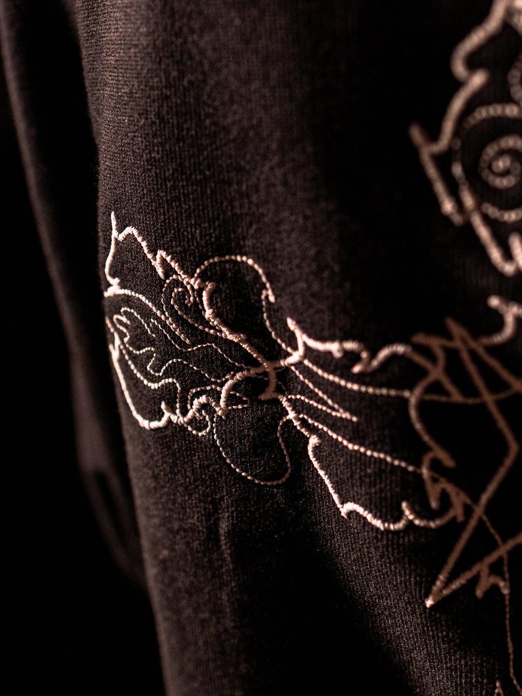 Thorns Hoodie (Black / White)