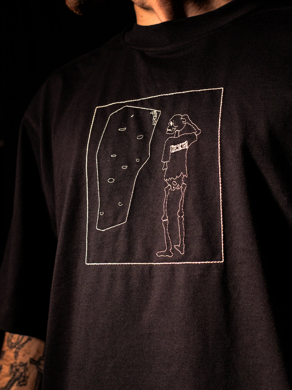 'Stay Crimpin' ' Tee (Black / White)
