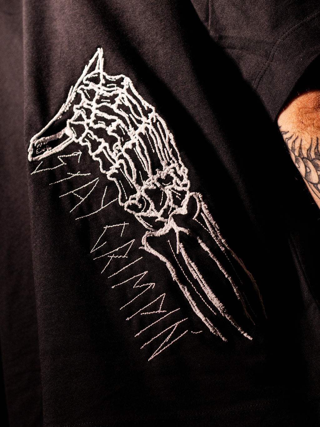 'Stay Crimpin' ' Tee (Black / White)